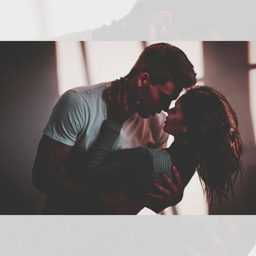 酔った勢いでキスをする男性心理｜好きって言葉、信用していい？