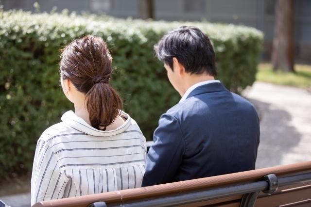 元カノから連絡がくるのはなぜ その理由と対処法を女性目線で解説 元カノから連絡がくるのはなぜ その理由と対処法を女性目線で解説